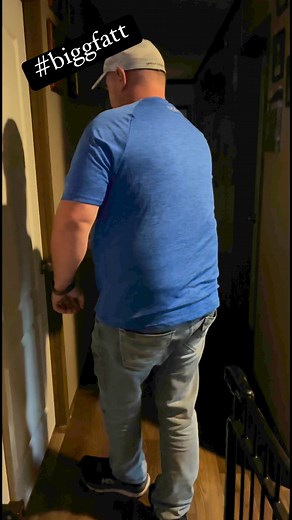 1.7M views · 33K reactions | The Prankwar continues!!! #comedyreels #biggfatt #comedy #prankwars #family #jokes #zachstrong | Chris Ahonen | Facebook