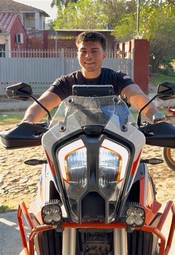 KTM 1290 Adventure: equipamiento completo y accesorios instalados