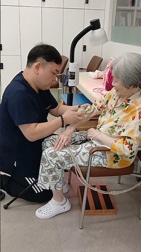 노원구재활협의체 협력위원 대한물리치료사협회 서울특별시물리치료사회 정회원 물리치료사 신경계전문 물리치료사 20년 재활병원근무경력 회복기재활병원 재활치료실장출신 김센터장이운영하는 센터