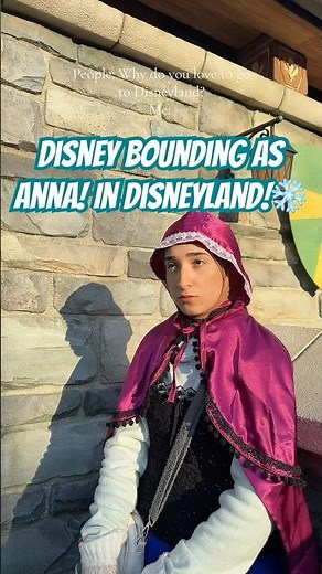Disney Bounding as Anna in Disneyland! #frozen #anna #disneyprincess #shortsfeed #shorts