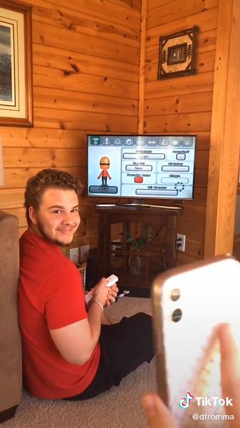 World Record Burger Mii Speedrun on Wii with Motion Controls