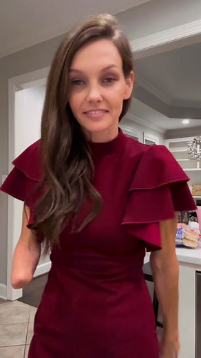 Problem solved… Lol thank you to the person that suggested I turn my shirt around to button it. I used that idea to unzip my dress! ☺️ it was going to be a long night if I couldn’t get it unzipped!#a#amputee