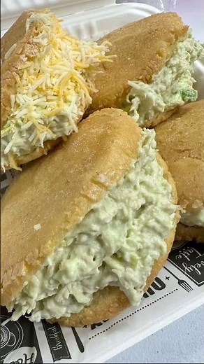 FrylandVenezuelan Food Hidden Latin Food Gem 🌮🔥 | East Dundee Eats
