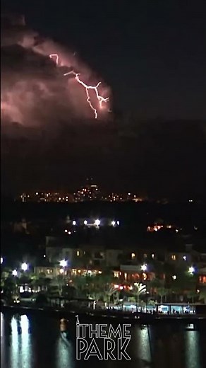 Massive Lightning Strike over Walt Disney World! Serious Thunderstorm