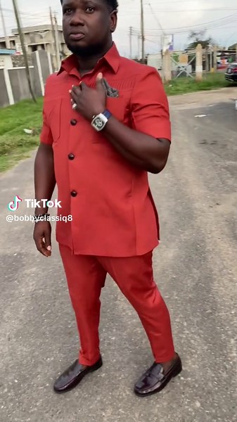 Bespoke Tailoring Services by BobbyClassiq in Tema