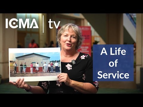 Story in a Picture - Distinguished Service Award