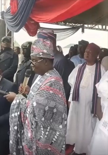 58K views · 663 reactions | I don't understand this Lalong's Maths 1.5 billion x 12 x another 12. Let's say 1.5 Billion x 12 that's monthly but when he said x another 12 what is the Second 12 for because I know even if it's 2 tenure it should be 6 years or highest 8 years. | Timothy Shut | Facebook