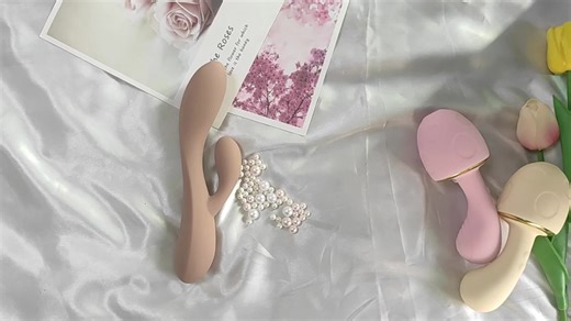 Original Magnetic Rechargeable Waterproof Double Ears Soft Silicone g Spot Sex Toy Rabbit Vibrator for Women