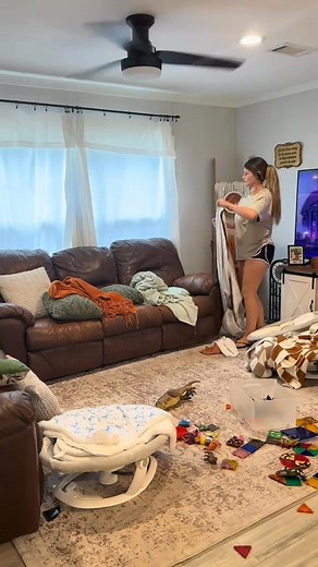 Kinda asmr, whatever #sahm #momof5 #fyp #cleaning #triplets | Allissiaahailey