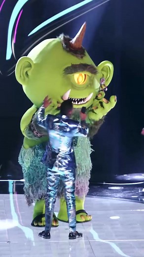 🚨 SPOILER ALERT 🚨 #CyclopsMask is...#TheMaskedSinger