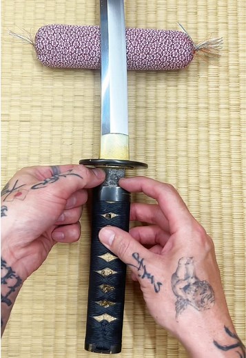Beautiful katana ASMR🎶🎶 #katana #japan #samuraisword #samurai #asmr | samurai
