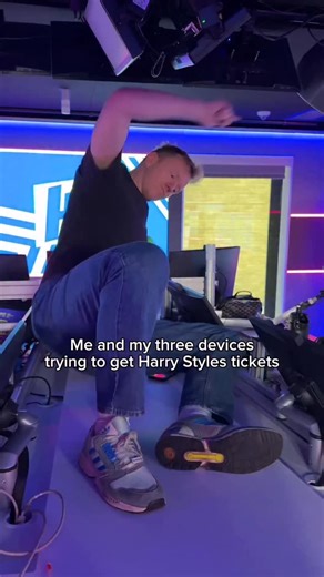 meanwhile I’m still at 200,000 in the ticketmaster queue 😭 #harrystyles #harrystylestour #togethertogether | Hits Radio