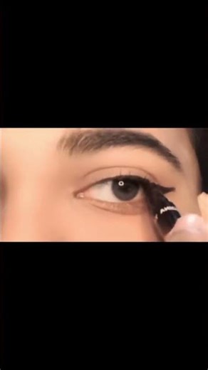 cat eye liner tutorial for EID and #darkfeminine #makeup #eyemakeup #makeuptutorial #eyes #eyeliner