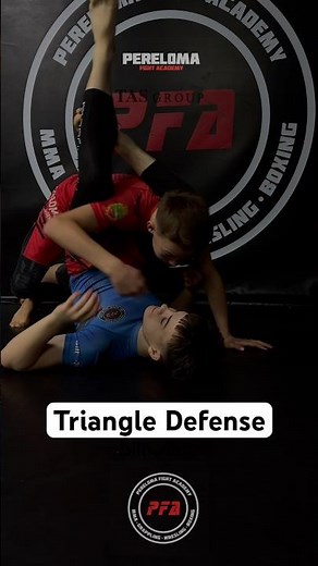 Don’t worry,the doctor will explain.#triangle #choke #defense