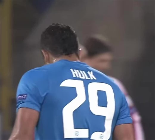 Hulk's Incredible Skills in Brazilian Football