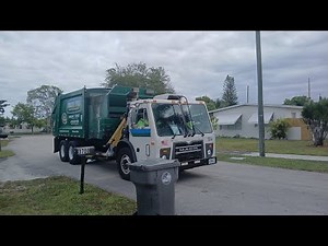 Waste Pro's Mack LEU Heil Python No.1514 on Black Friday Trash