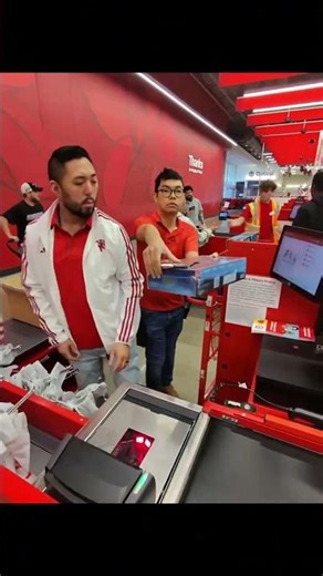 🚨 MEWTWO DROP — NO CAMERAS ALLOWED 🎴🔥