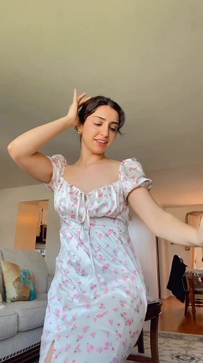 "Belly dance, an enchanting art form that transcends borders and cultu...