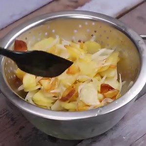 Quand j’ai des pommes de terre et des oignons à la maison, je fais toujours cette recette pour le dîner | Mon Livre de Recettes