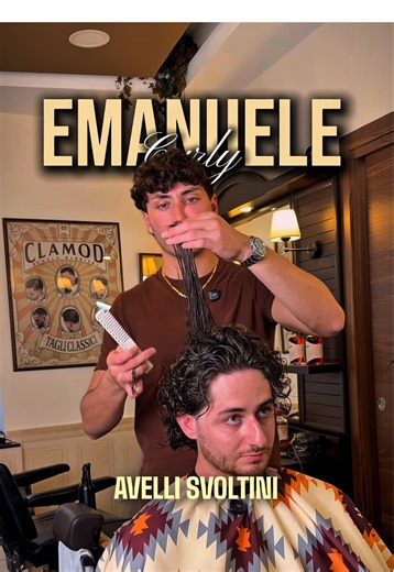 Curly per Emanuele 🧱 Ogni taglio ha la sua storia e ogni storia merita di essere raccontata ‼️ 💈Nuovi tagli ogni settimana 📍 Ci trovi a Frascati, in Via Piave 35. 📲Clicca il link in bio per prenotare ! #castelliromani #barber #barbershop #roma #grottaferrata