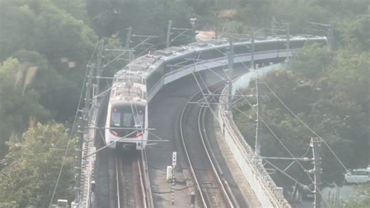 【深圳地铁】05A3906深型 561出入段线回库通过