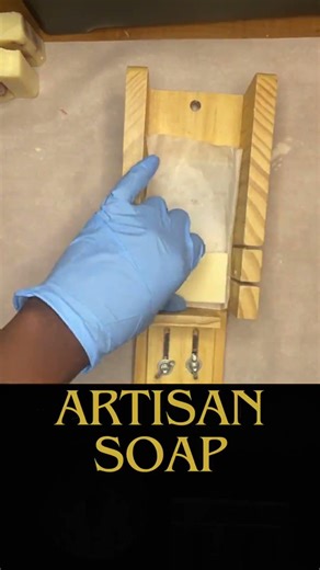 Beveling soap sample bars asmr #soap #coldprocesssoap #artisansoap #soapbusiness #handmade #asmrsoap