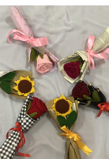 Single Bouquet Crochet Gifts for All Occasions