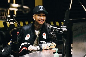 Tyga llega con '1 Of 1' a ritmo de Dancehall