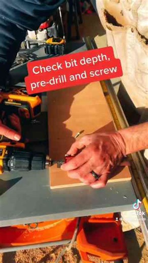 Make a box joint jig from scraps! The full build!