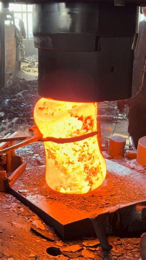 Inside the forging factory Open Die Forging at Its Peak – Pure Skill, Power, and Teamwork #forging #blacksmith #fblifestyle #manufacturer #factory #process | TIM inside the factory