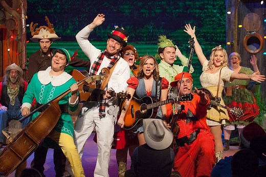 Hatfield and McCoy Christmas Disaster Dinner Feud