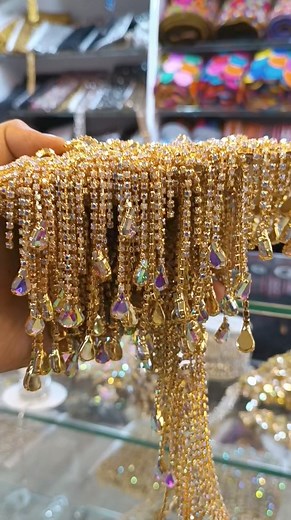 9.3K views · 133 reactions | المبيعات #جملة_مفرق اسعار خاصة للخياطين designer ✅ تفضلوا بزيارتنا ...  الرمثا- شارع الوحدة - بجانب مجوهرات النور خدمة التوصيل متاحة 5‏Call & whatsapp : +962 78878600 0222‏Call : +962 02738 | مكتبة الجامعة - الرمثـــا | Facebook