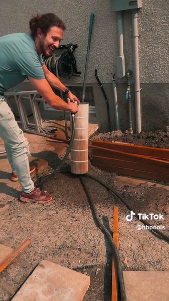 Essential Pool Filter Cleaning Tips for Clear Water