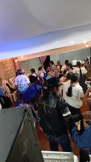 #La Coporacion Rumba Mix Sistemas en otavala la joya