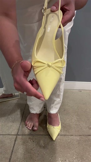 the cutest butter yellow heels! #dreampairs #fashion #womensshoes