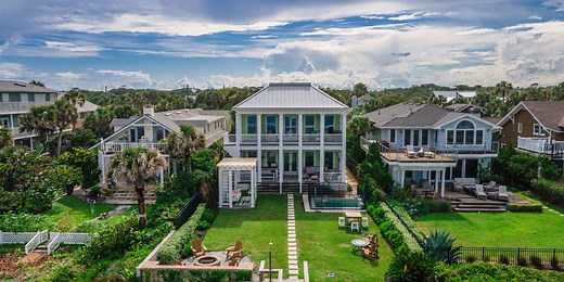 Should You Underprice Your Home to Induce a Bidding War?