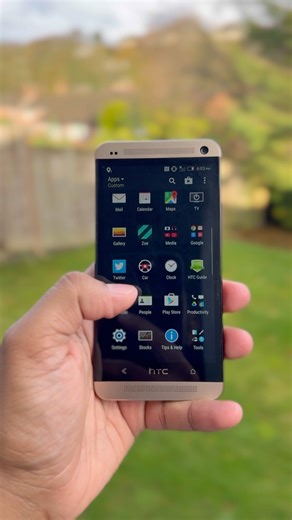 🔥 HTC One M7 in 2025 — Still a Beast?