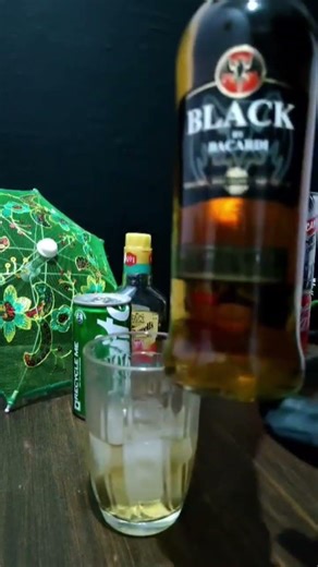 whisky with black becardi 🔥 Hot drinks