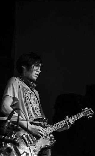 #indie #synth #synthpop #compositor #producer #cancionoriginal #bolivia #nuevoartista #musicanueva #viral #artistaindependiente #parati #fyp