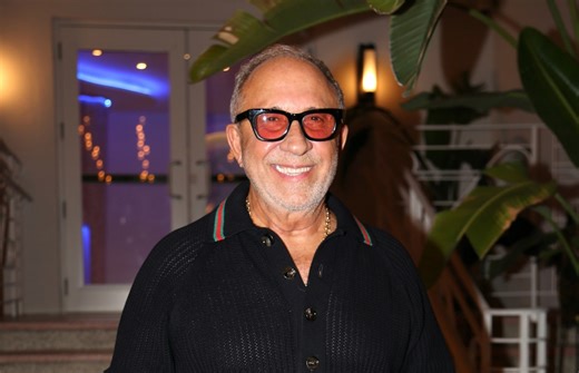 Emilio Estefan respalda a Bad Bunny en el halftime del Super Bowl 2026 - El Diario NY