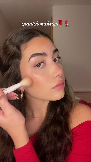 Exploring Spanish Makeup: Tips and Tricks