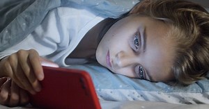 Kids who get smartphones before 12 have higher rates of depression, obesity and poor sleep
