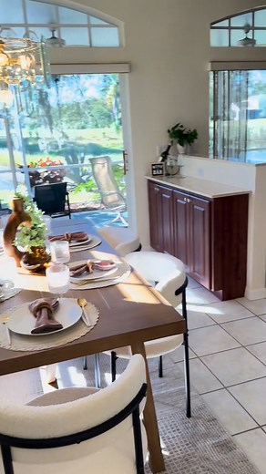 ✨A spacious foyer that flows seamlessly into the open area, setting a welcoming tone for the entire home🚪🌿 #realestateinvestment #tampabay #BHHSFloridaRealty #sunshinestate | Olha Matviievska - Tampa Bay REALTOR