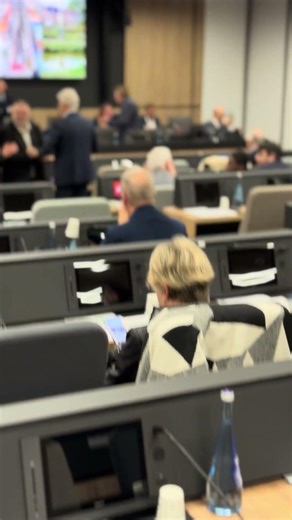 Métropole européenne de Lille : prendre place, à 188 élus, avant une longue soirée de délibérations