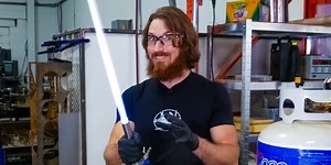 Hacksmith Builds Functional Retractable Plasma-Based Lightsaber