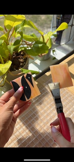 #stainedglass #glasscutting #stainedglassart | Amayajadeart