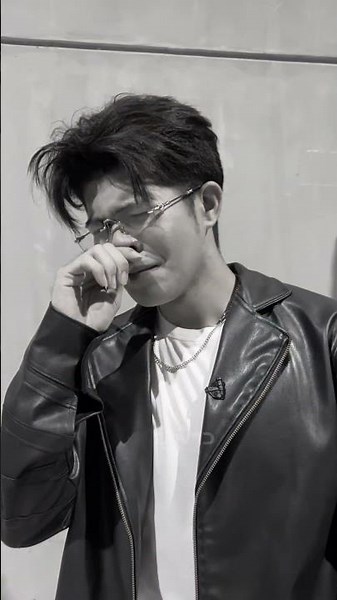แค่ฟังยังเศร้าขนาดนี้ แล้วเพลงเต็มจะขนาดไหน #บุญผลาบ่ฮอด