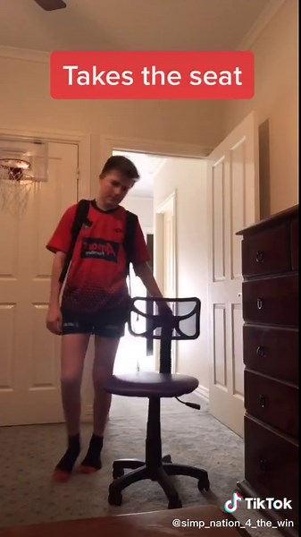 Student's Encounter in the Teacher's Office