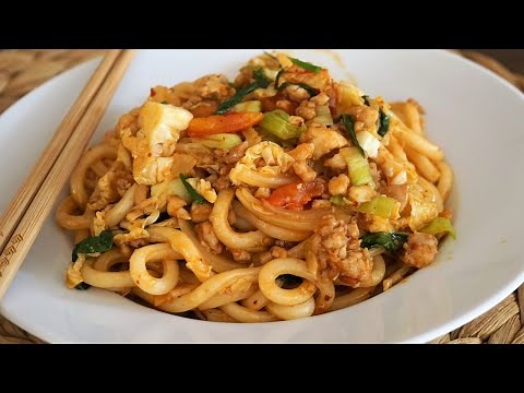 Chicken Stir-Fried Udon Noodles: Quick and Easy Recipe - Cooking With Morgane