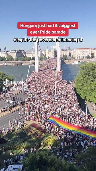 Budapest had its largest ever pride parade after the Hungarian government declared it would be illegal to attend, with the threat of fines and jail time to anyone who would go. Hundreds of thousands of people marched, in what is now the largest pride parade in Budapest's history. Pride will never be forgotten, stay proud 🏳️‍🌈 #budapest #budapesthungary #lgbt #lgbtqia #hungary #pride